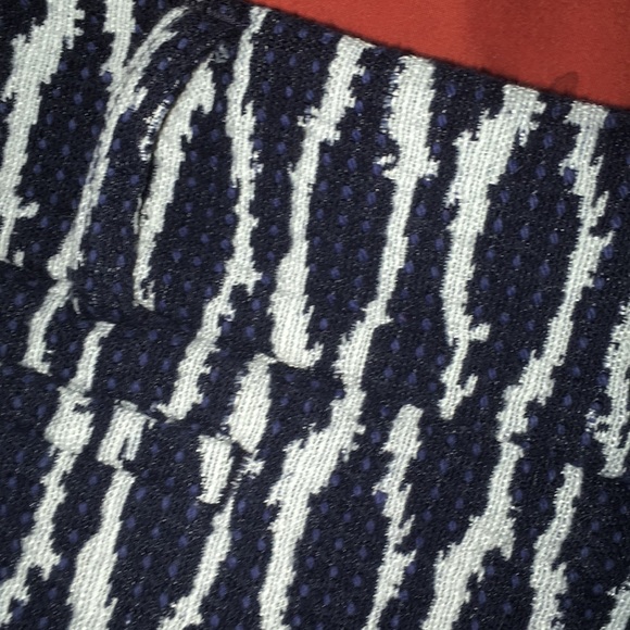 Loft Shorts “The Riviera” - Picture 6 of 8